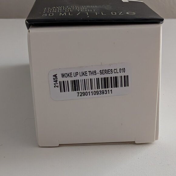 IL MAKIAGE Flawless Base Foundation Woke Up Like This Shade #10 New with Box 1oz - Picture 2 of 7
